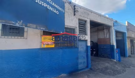 Sala comercial à venda no São João, Jacareí  por R$ 695.000