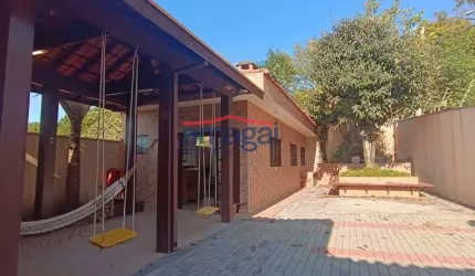 Casa com 3 quartos para alugar na Freguesia da Escada, Guararema  por R$ 6.600