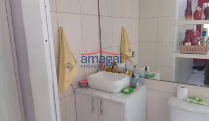 Apartamento com 2 quartos à venda no Jardim Primavera, Jacareí  por R$ 265.000