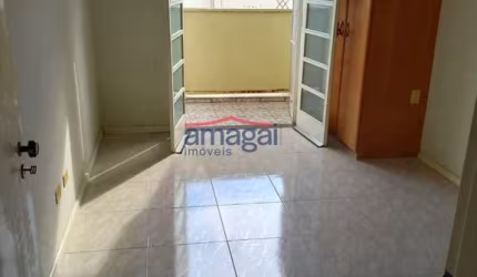 Casa em condomínio fechado com 2 quartos à venda no Jardim das Indústrias, Jacareí  por R$ 320.000