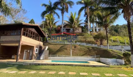 Chácara / sítio com 3 quartos à venda no Freitas, São José dos Campos  por R$ 1.280.000