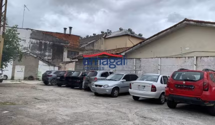 Terreno à venda no Centro, Jacareí  por R$ 900.000