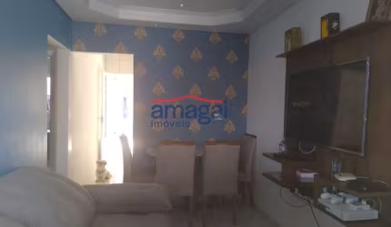 Casa em condomínio fechado com 2 quartos à venda no Parque Santo Antônio, Jacareí  por R$ 285.000
