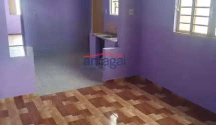 Casa com 2 quartos à venda no Centro, Jacareí  por R$ 270.000