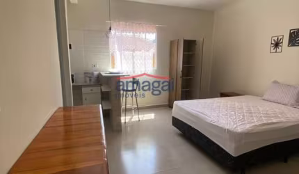 Kitnet / Stúdio para alugar no Bairro do Colonia, Jacareí  por R$ 1.350