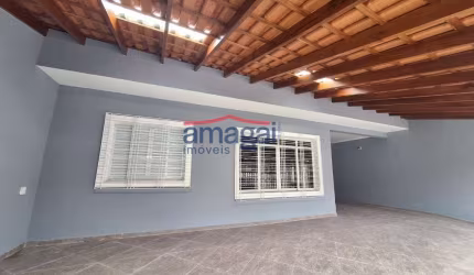 Casa com 5 quartos à venda no Jardim São José, Jacareí  por R$ 749.990