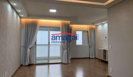 Apartamento com 3 quartos para alugar no Jardim Paraíba, Jacareí  por R$ 3.200