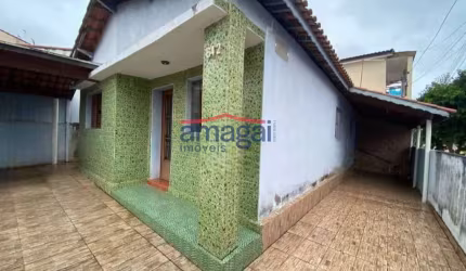 Casa com 3 quartos à venda no Jardim Didinha, Jacareí  por R$ 330.000