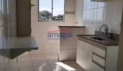 Apartamento com 2 quartos à venda no Centro, Jacareí  por R$ 340.000
