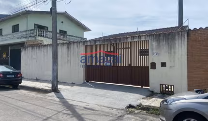 Casa com 3 quartos à venda no Sumaré, Caraguatatuba  por R$ 650.000