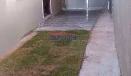 Casa com 3 quartos à venda no Parque dos Príncipes, Jacareí  por R$ 290.000