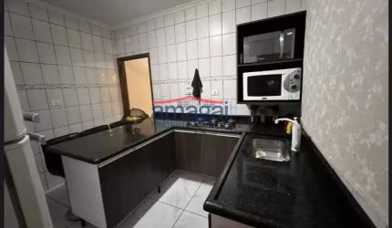 Casa com 2 quartos para alugar no Jardim Luiza, Jacareí  por R$ 3.500