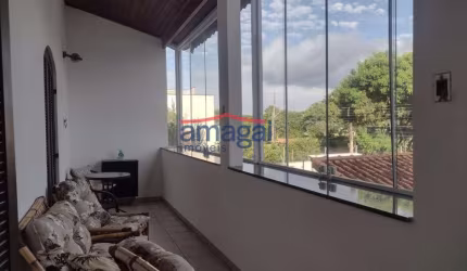 Casa com 4 quartos à venda no Jardim Santa Maria, Jacareí  por R$ 850.000