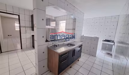 Casa em condomínio fechado com 2 quartos à venda no Parque Califórnia, Jacareí  por R$ 290.000