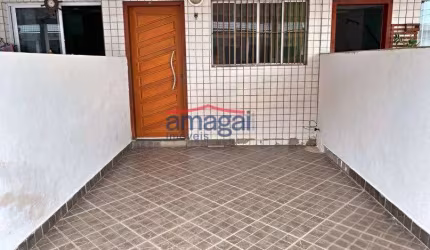 Casa em condomínio fechado com 2 quartos à venda no Balneario Praia do Perequê, Guarujá  por R$ 250.000