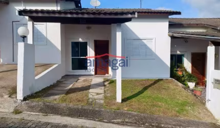 Casa em condomínio fechado com 2 quartos à venda no Jardim Coleginho, Jacareí  por R$ 317.000