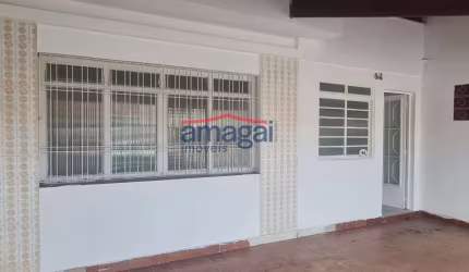 Casa com 2 quartos à venda no Jardim São José, Jacareí  por R$ 320.000