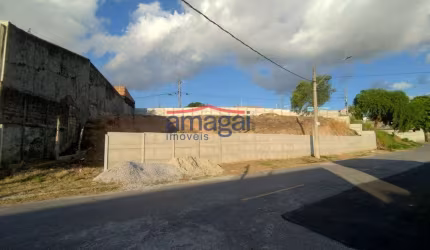 Terreno à venda no Jardim Paraíso, Jacareí  por R$ 400.000