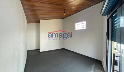 Sala comercial à venda no Jardim Jacinto, Jacareí  por R$ 540.000