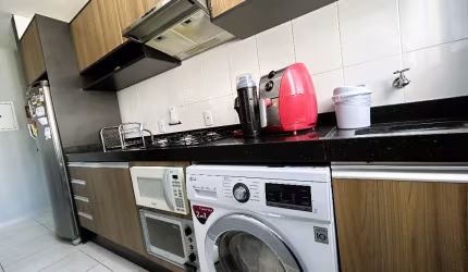 Compre Apartamento com 2 Dormitórios,  1 Vaga e com 51M² em Fundos por R$ 230.000.  Imóvel Residencial em Biguaçu/SC.