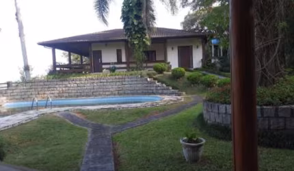 Casa com 3 quartos à venda na Rua Procopio Lhon, 3235, Varginha, Santo Amaro da Imperatriz por R$ 2.000.000
