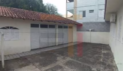 Casa com 4 quartos à venda na Servidão Corintians, 100, Pantanal, Florianópolis por R$ 805.000
