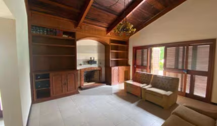 Casa em condomínio fechado com 4 quartos à venda na Capitão Romoaldo de Barros, 705, Carvoeira, Florianópolis por R$ 2.250.000
