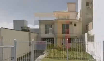Casa com 3 quartos à venda na Rua José de Araújo, 27, Barreiros, São José por R$ 1.800.000
