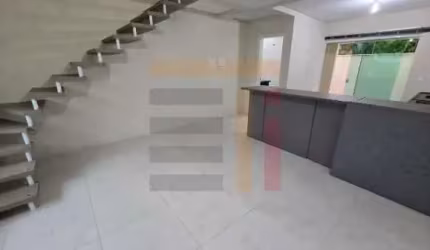 Casa com 2 quartos à venda na Servidão dos Anjos e Arcanjos, 365, São João do Rio Vermelho, Florianópolis por R$ 390.000