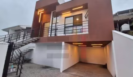 Casa com 3 quartos à venda na José Ilario Ribeiro de Freitas, 1, Bela Vista, Palhoça por R$ 650.000