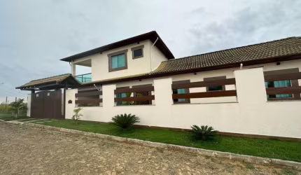 Casa Alto Padrão Condominio  - 540mts² -