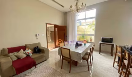 Casa com 3 dormitórios à venda, 100 m² por R$ 1.050.000,00 - Aeroporto - Juiz de Fora/MG