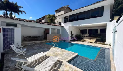 Casa com 4 dormitórios à venda, 287 m² por R$ 1.100.000,00 - Vale do Ipê - Juiz de Fora/MG