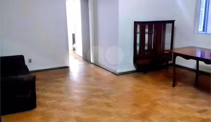 Apartamento com 3 quartos à venda em Centro Histórico - RS
