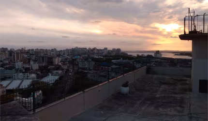 Apartamento com 5 quartos à venda em Navegantes - RS