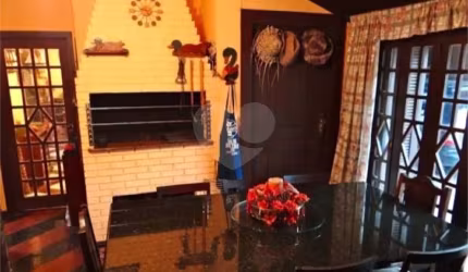 Casa com 6 quartos à venda em Vila Assunção - RS