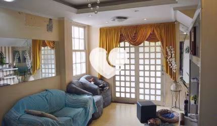 Casa com 5 quartos à venda em Azenha - RS