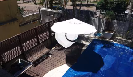 Casa com 4 quartos à venda em Tristeza - RS