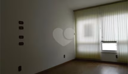 Apartamento com 2 quartos à venda em Santana - RS