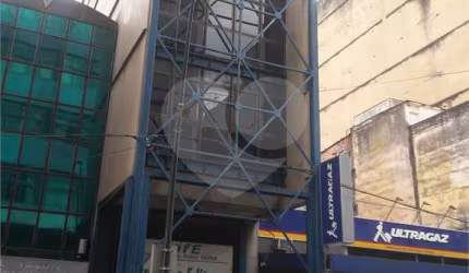 Prédio inteiro à venda em Centro Histórico - RS