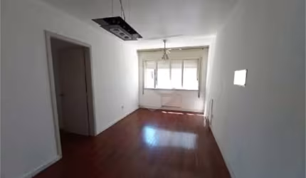 Apartamento com 3 quartos à venda ou para locação em Menino Deus - RS
