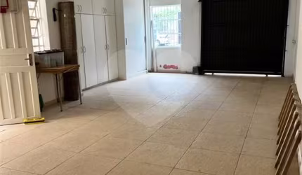 Casa com 4 quartos à venda em Petrópolis - RS
