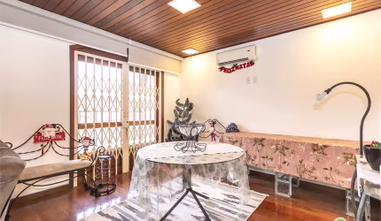 Apartamento com 4 quartos à venda em Vila Ipiranga - RS