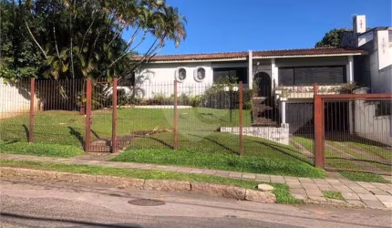 Casa com 4 quartos à venda em Cristal - RS