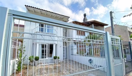 Casa com 3 quartos à venda em Hípica - RS