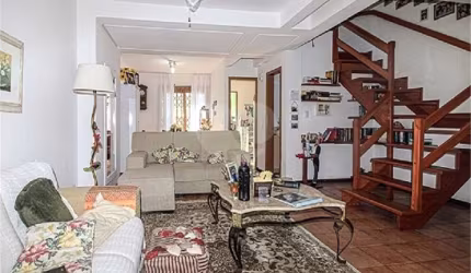 Casa com 3 quartos à venda em Cavalhada - RS