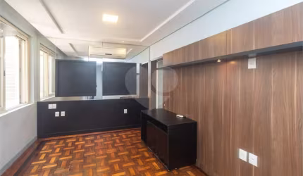Apartamento com 1 quartos à venda em Centro Histórico - RS