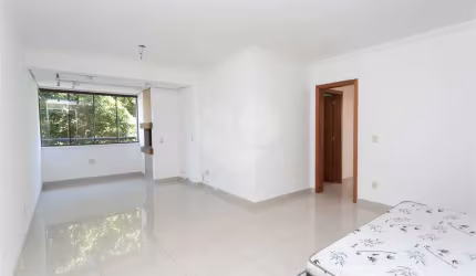 Apartamento com 3 quartos para locação em Chácara Das Pedras - RS