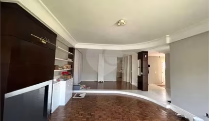 Casa com 3 quartos para locação em Três Figueiras - RS