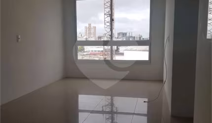 Apartamento com 3 quartos à venda em Partenon - RS